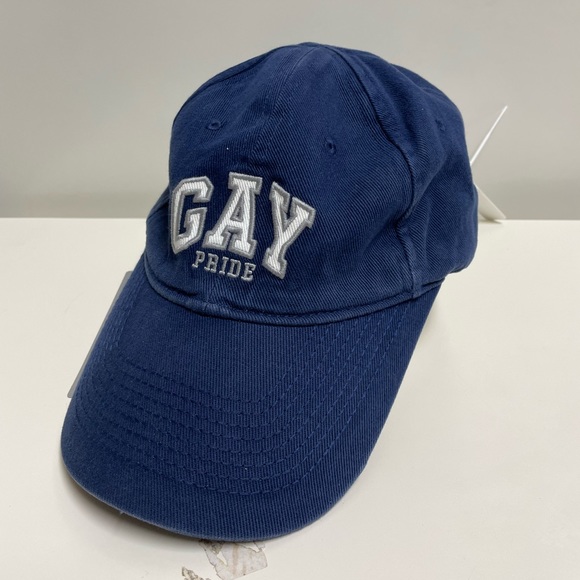 Balenciaga gay pride hat - naxrecanada